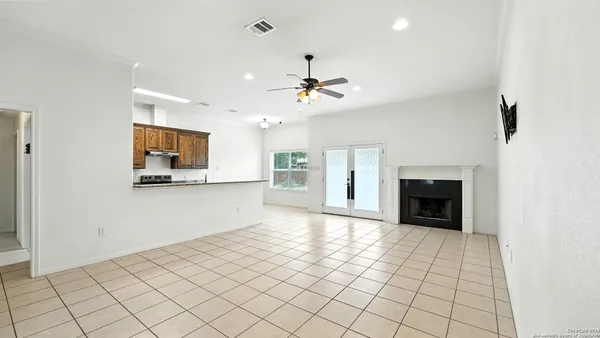 $320,000 | 637 Topaz Avenue, Seguin, TX 78155