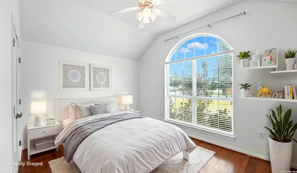 $320,000 | 637 Topaz Avenue, Seguin, TX 78155
