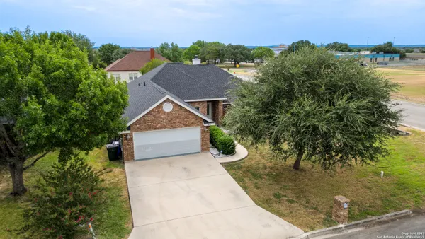 $320,000 | 637 Topaz Avenue, Seguin, TX 78155