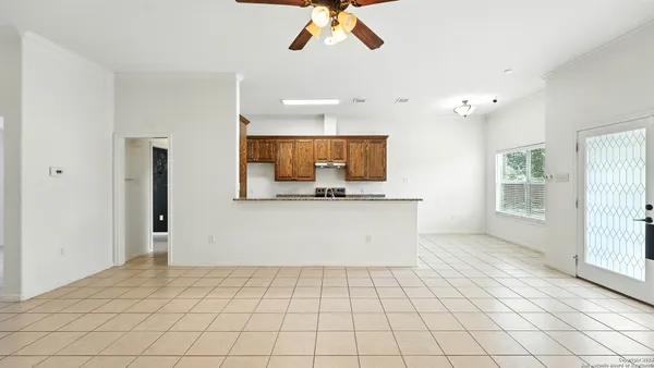 $320,000 | 637 Topaz Avenue, Seguin, TX 78155