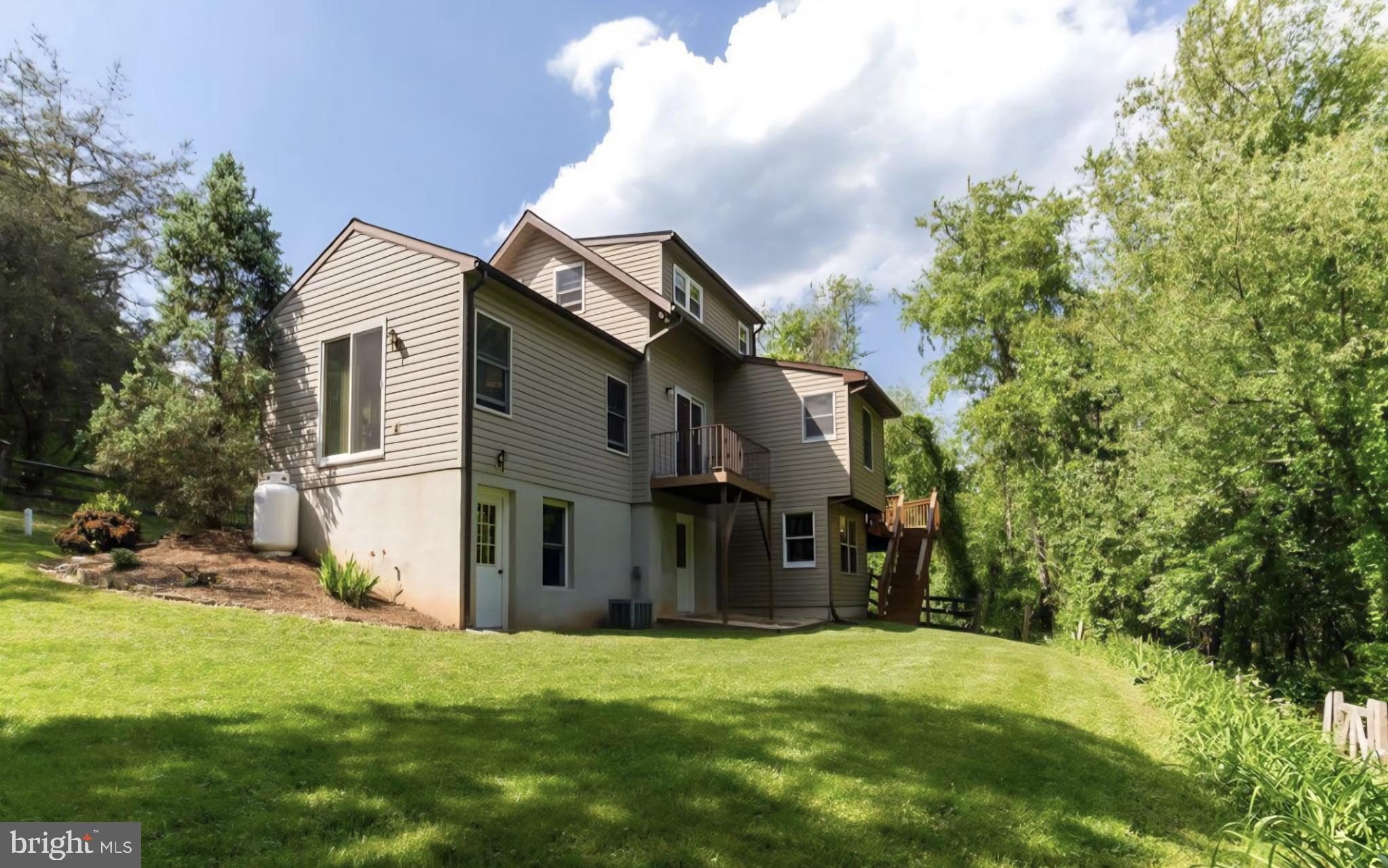 17417 Masemore Road, Unit 2 Parkton, MD 21120 - Photo 2 of 7 Exterior Rear