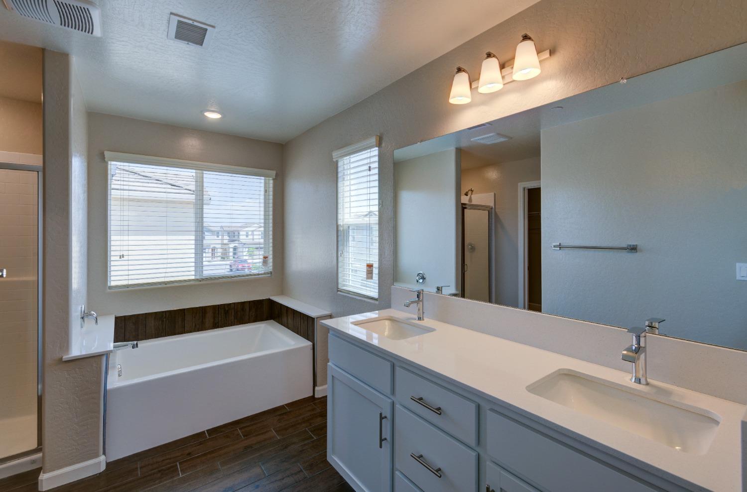 1111 Significant Way West Madera, CA 93636 - Photo 8 of 15