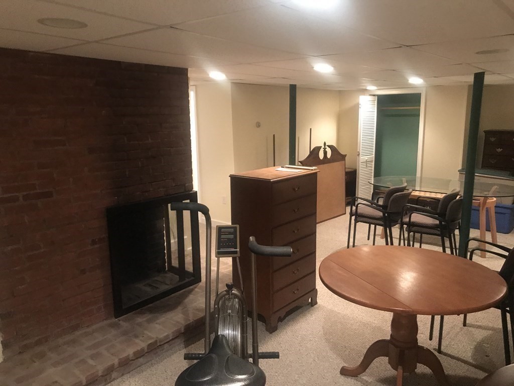 9 Cumberland Road Lynn, MA 01904 - Photo 18 of 27 Gallery Image 18