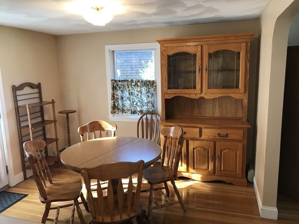 9 Cumberland Road Lynn, MA 01904 - Photo 8 of 27 Gallery Image 8