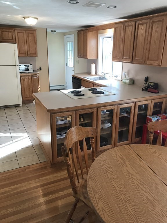 9 Cumberland Road Lynn, MA 01904 - Photo 9 of 27 Gallery Image 9
