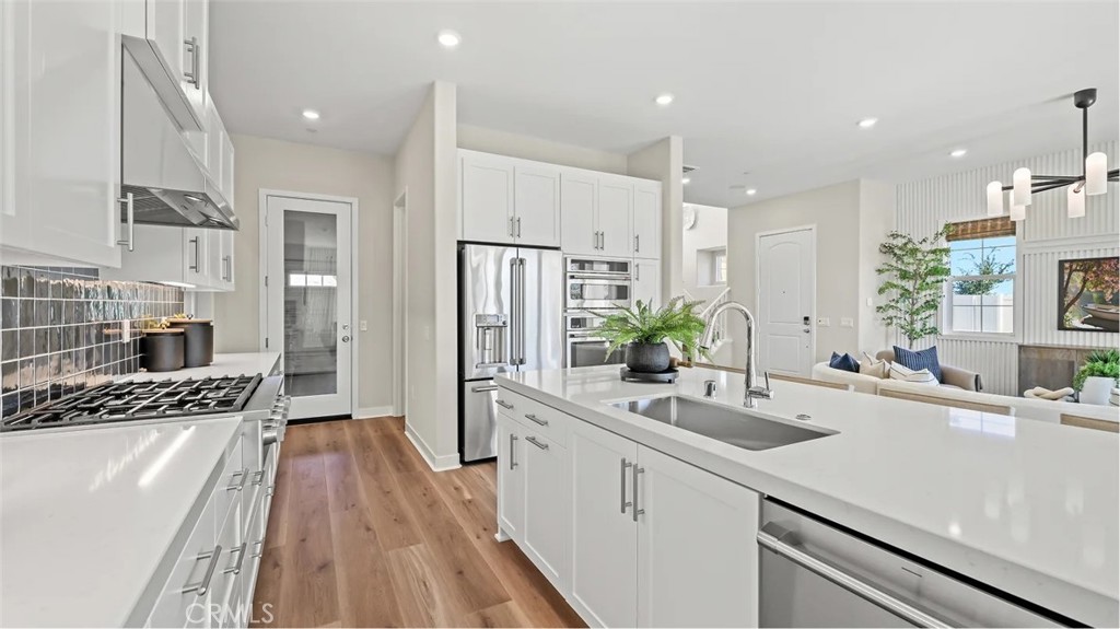 2313 Luminous Way Rancho Mission Viejo, CA 92694 - Photo 3 of 28 Photos shown are of model only- not actual homesite.