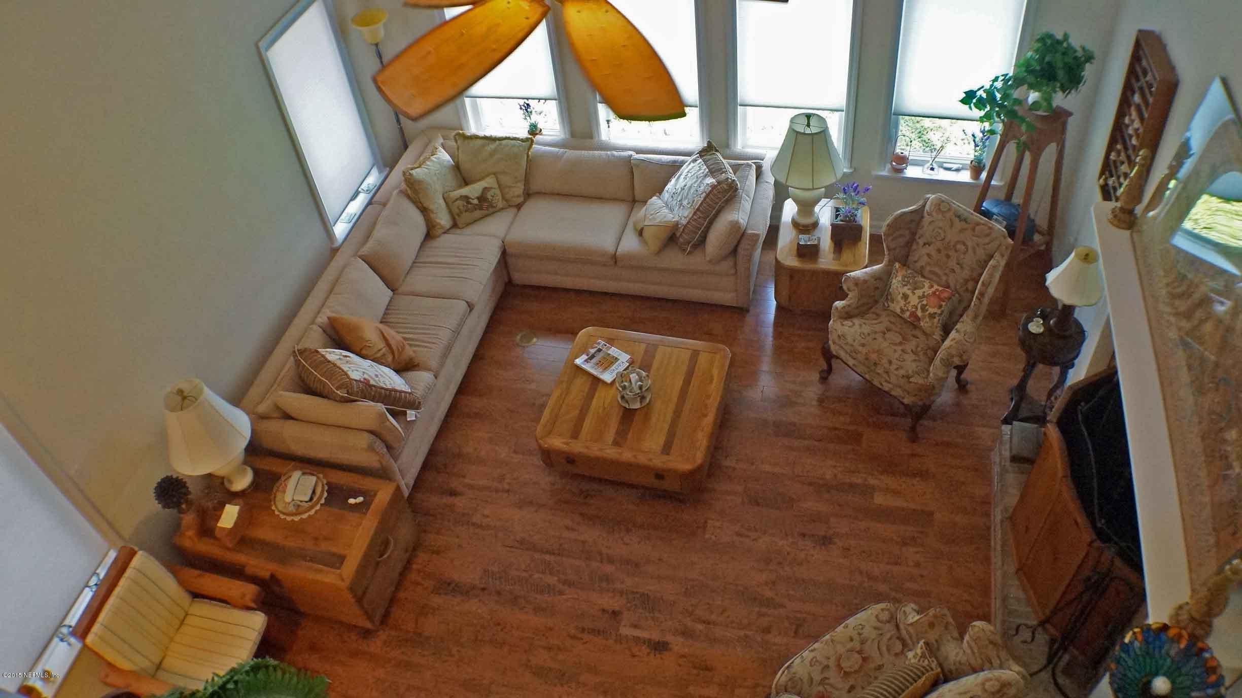 6674 Brooklyn Bay Road Keystone Heights, FL 32656 - Photo 27 of 57 a living room with furniture