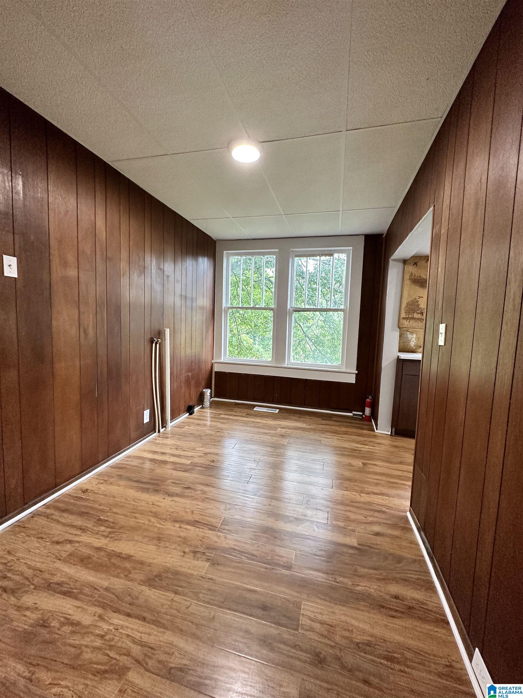 2344 24th Street Southwest Birmingham, AL 35208 - Photo 4 of 7