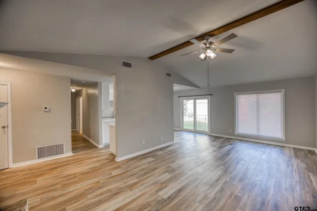 $189,500 | 301 1st Street, Palestine, TX 75803