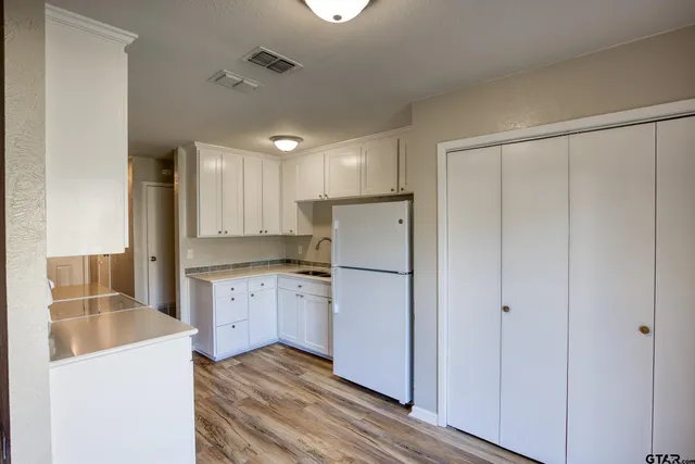 $189,500 | 301 1st Street, Palestine, TX 75803