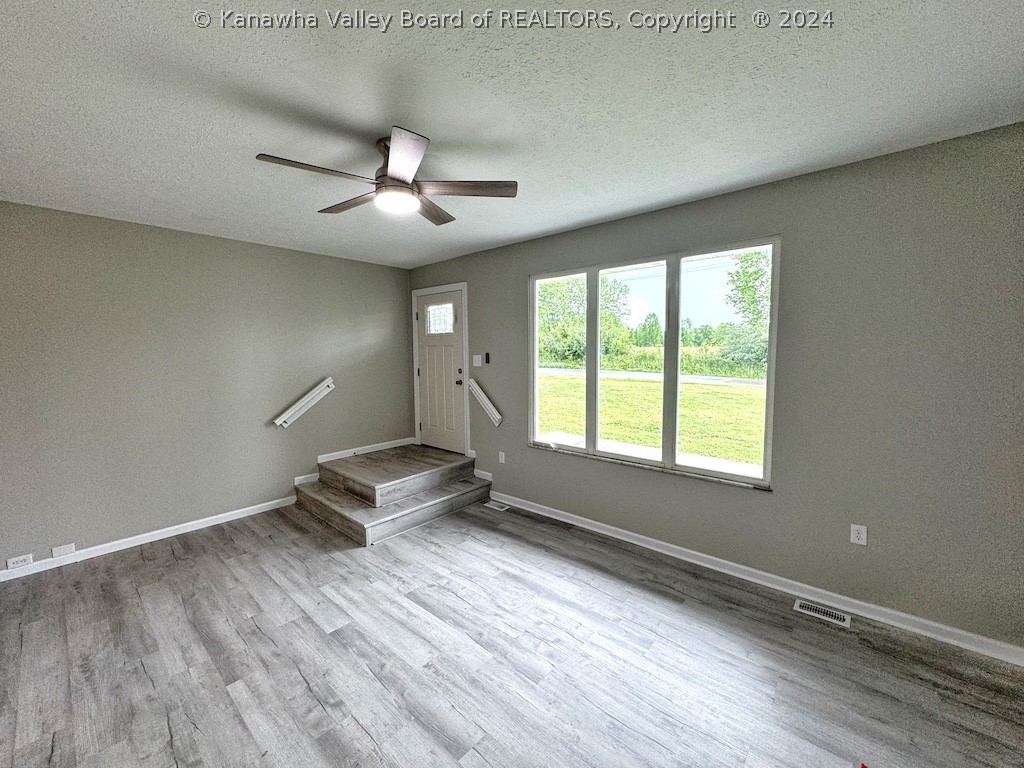 2451 Balls Branch Road Culloden, WV 25510 - Photo 4 of 35 Gallery Image 4