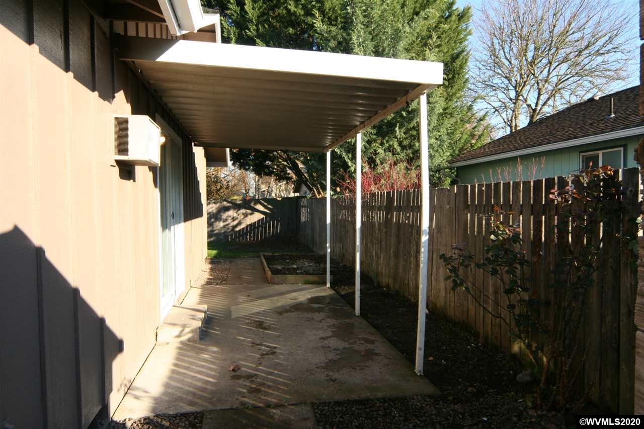1765 Del Rio Avenue Southeast Albany, OR 97322 - Photo 21 of 27 Gallery Image 21