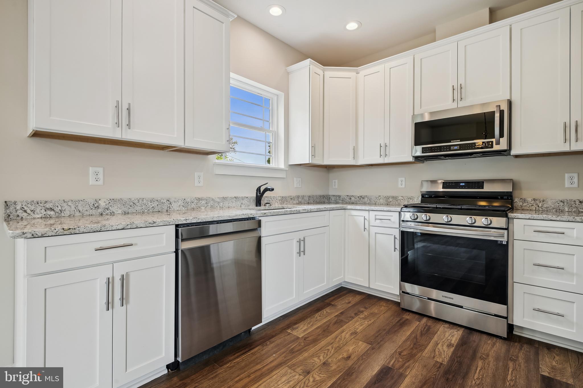 8480 Arbutus Road Pasadena, MD 21122 - Photo 12 of 68 KITCHEN