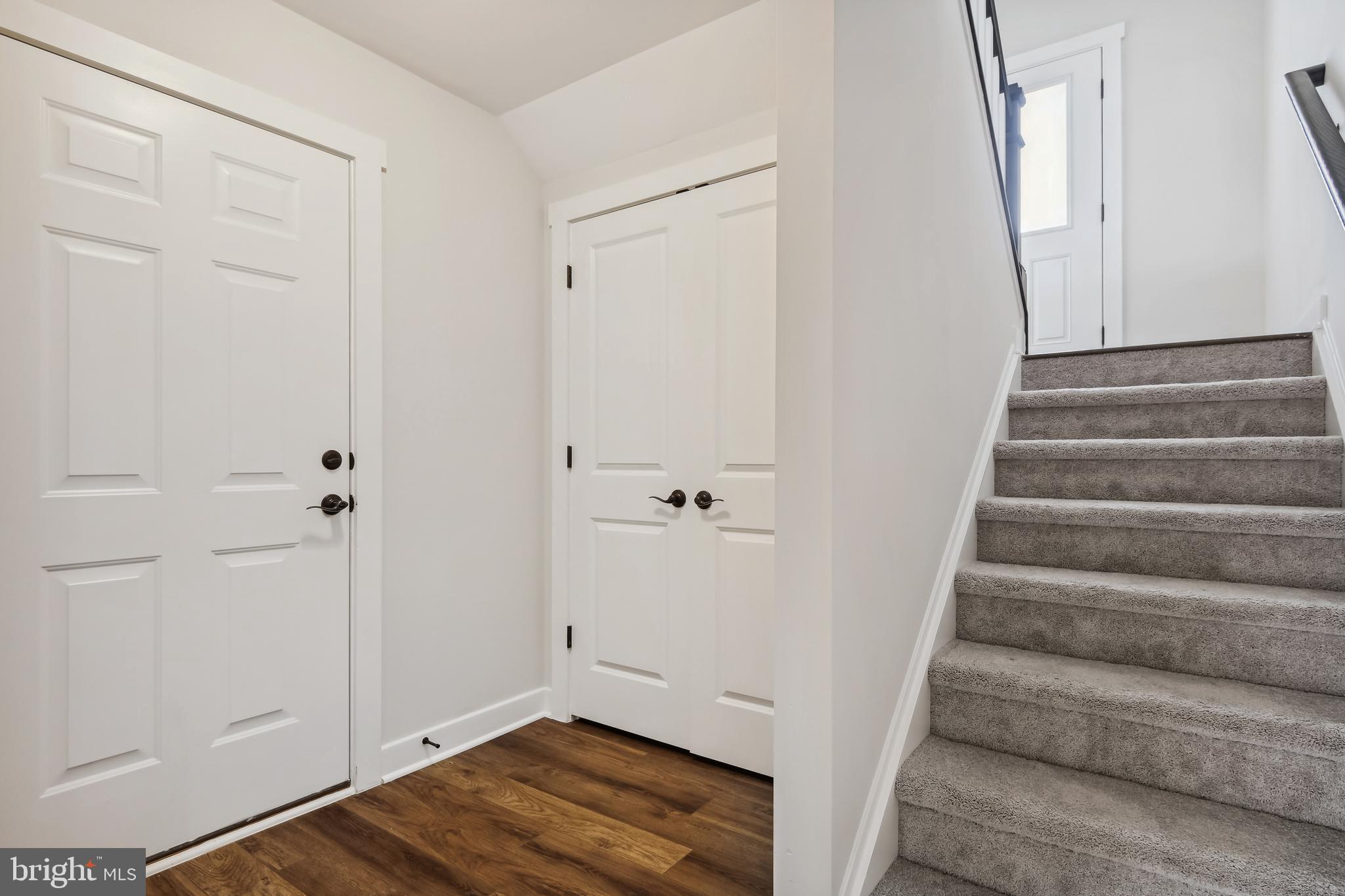 8480 Arbutus Road Pasadena, MD 21122 - Photo 35 of 68 LOWER LEVEL FOYER