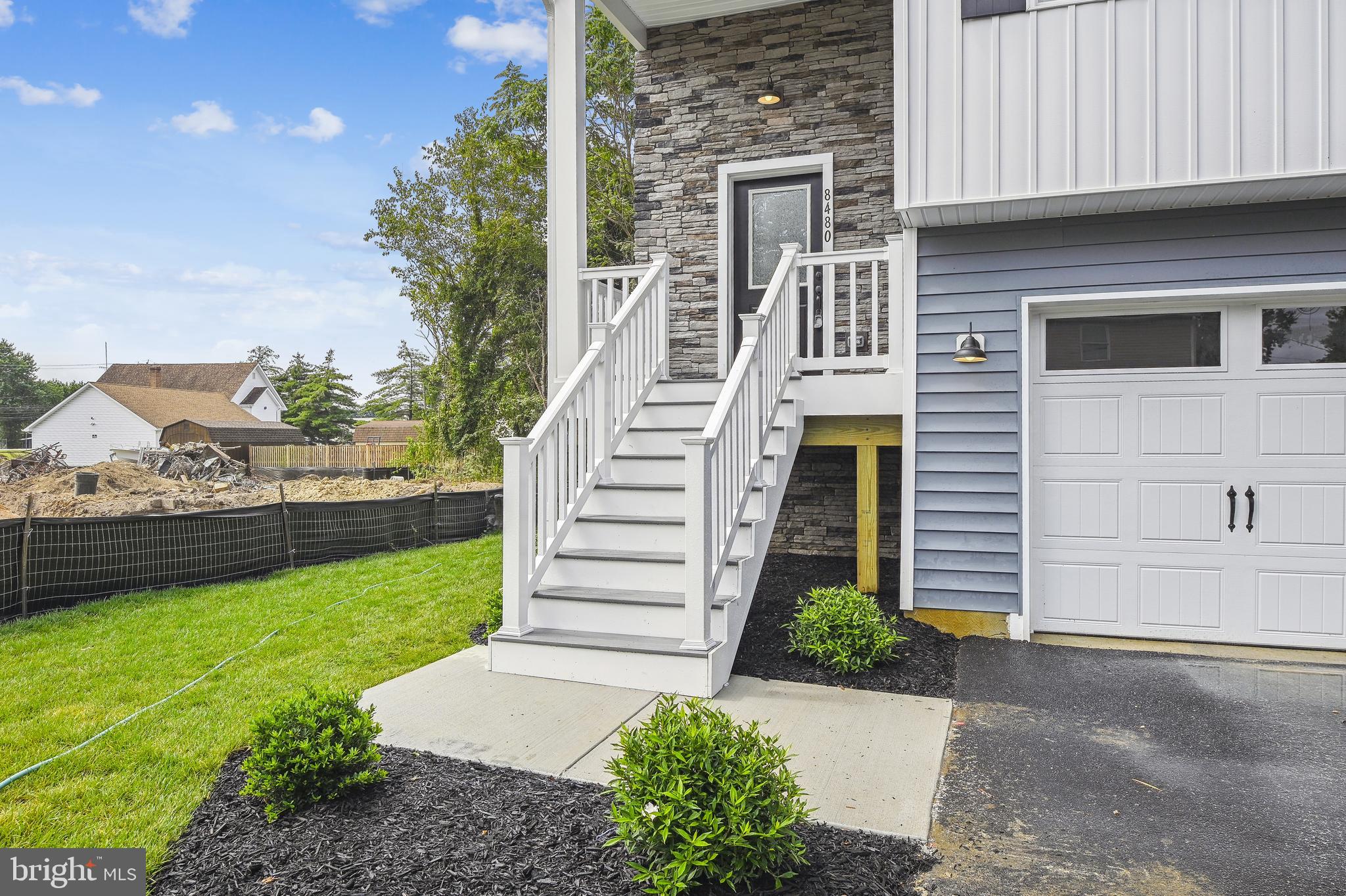 8480 Arbutus Road Pasadena, MD 21122 - Photo 4 of 68 Gallery Image 4