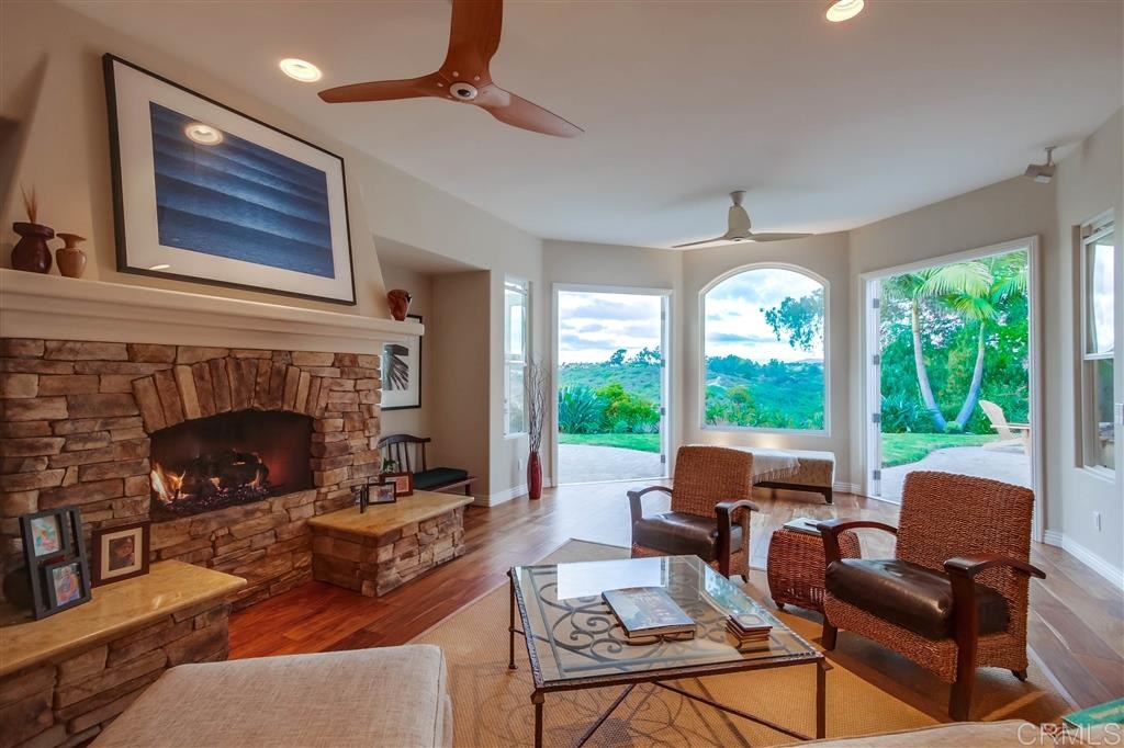 1061 Passiflora Avenue Encinitas, CA 92024 - Photo 5 of 25