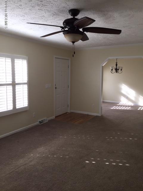 325 Nelson Park Road Maple Hill, NC 28454 - Photo 16 of 24 Living Room