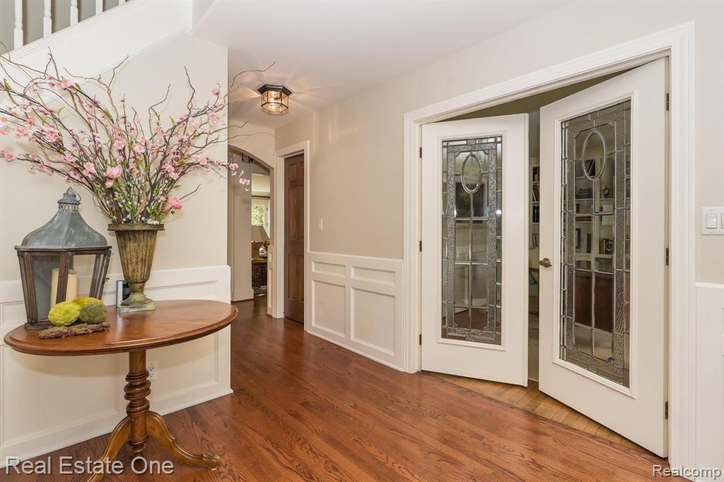 2497 Kimberly Fair Street Rochester, MI 48309 - Photo 2 of 46