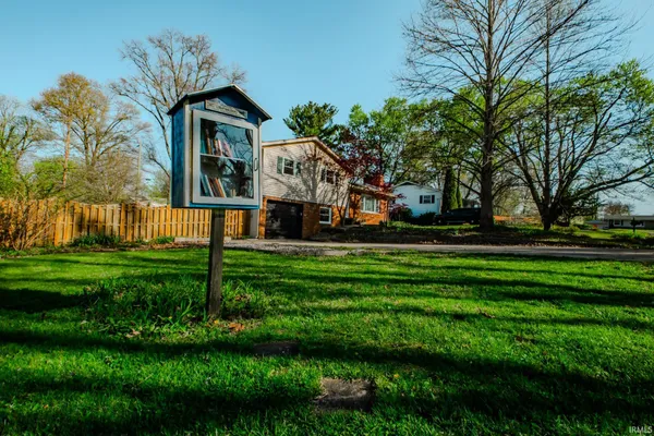 $350,000 | 514 North Staats Drive, Bloomington, IN 47408