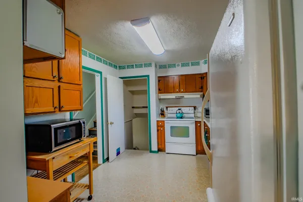 $350,000 | 514 North Staats Drive, Bloomington, IN 47408