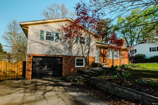 $350,000 | 514 North Staats Drive, Bloomington, IN 47408