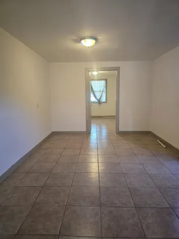 $285,000 | 924 West Myers Avenue, Fresno, CA 93706