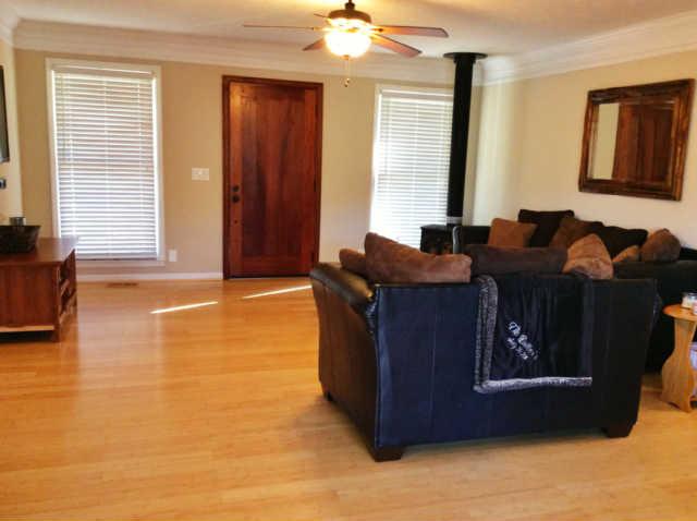 7519 King Road Fairview, TN 37062 - Photo 12 of 17 a living room with furniture and window