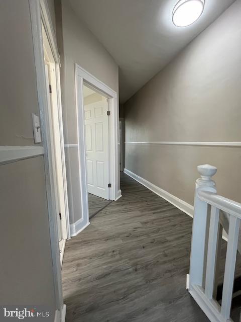 2823 Lake Avenue Baltimore, MD 21213 - Photo 2 of 40