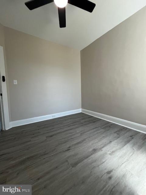 2823 Lake Avenue Baltimore, MD 21213 - Photo 8 of 40