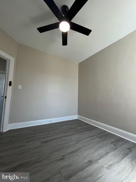 2823 Lake Avenue Baltimore, MD 21213 - Photo 9 of 40