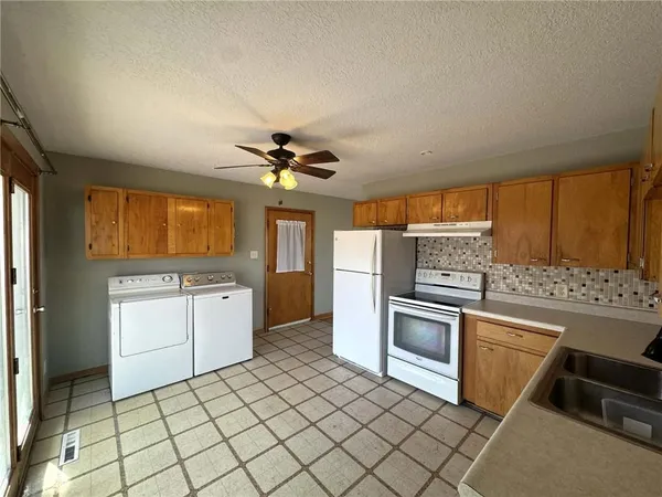 $169,500 | 1409 North College Drive, Maryville, MO 64468