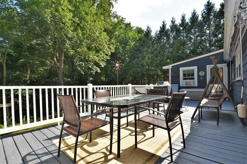 16 Roman Road Woburn, MA 01801 - Photo 27 of 28