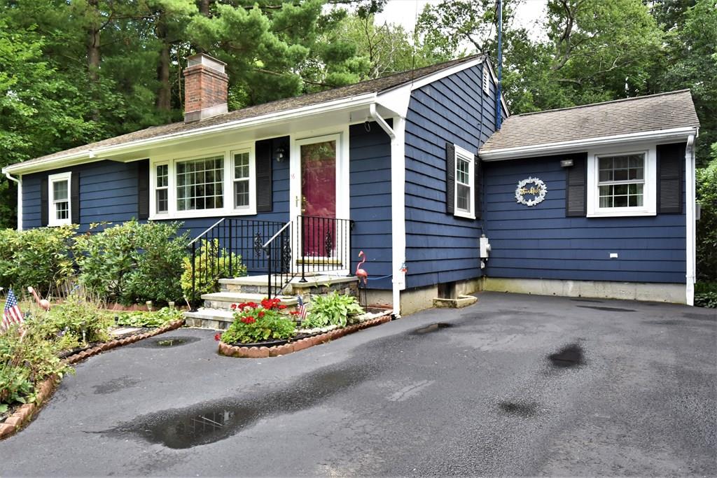 16 Roman Road Woburn, MA 01801 - Photo 3 of 28