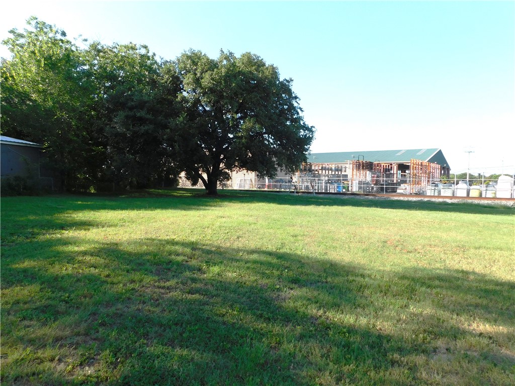 402 Ash Street Bryan, TX 77803 - Photo 5 of 10 Mature trees on land