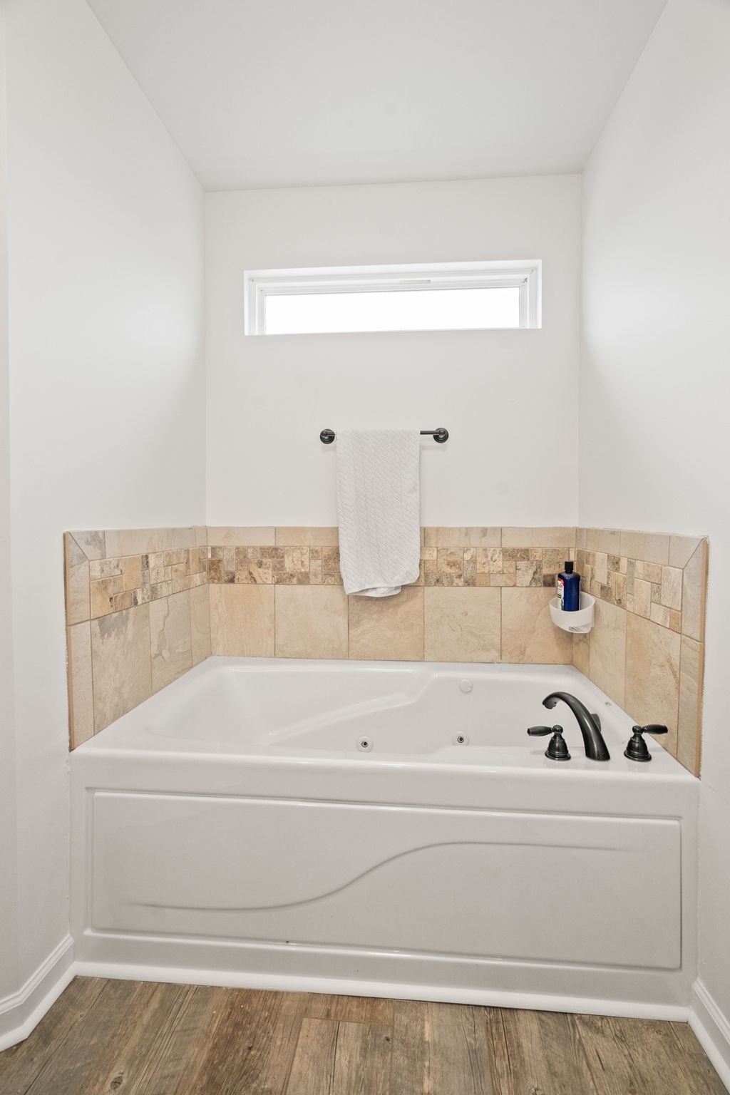 3706 Calista Road White House, TN 37188 - Photo 34 of 55 a bathroom with bathtub