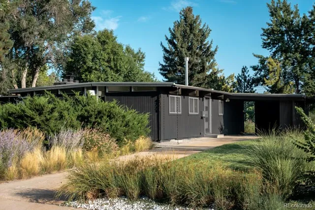 $925,000 | 4721 East Idaho Place, Denver, CO 80222