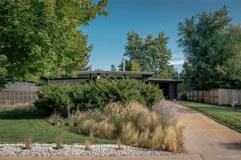 $950,000 | 4721 East Idaho Place, Denver, CO 80222