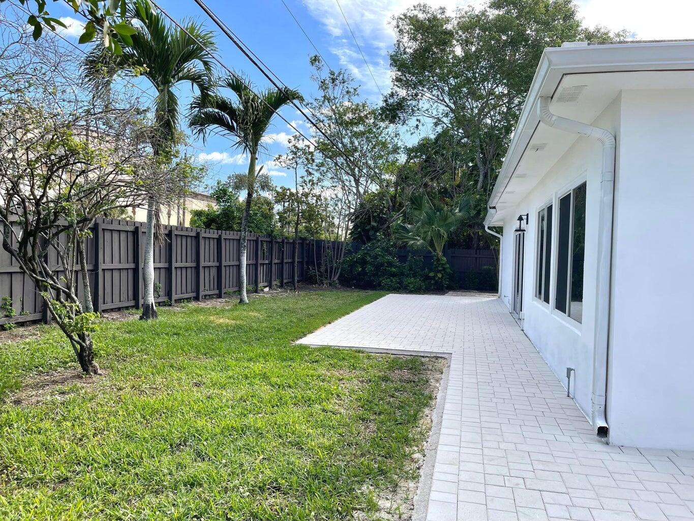 861 Northwest 7th Street Boca Raton, FL 33486 - Photo 18 of 18 20240811192857923157000000-o