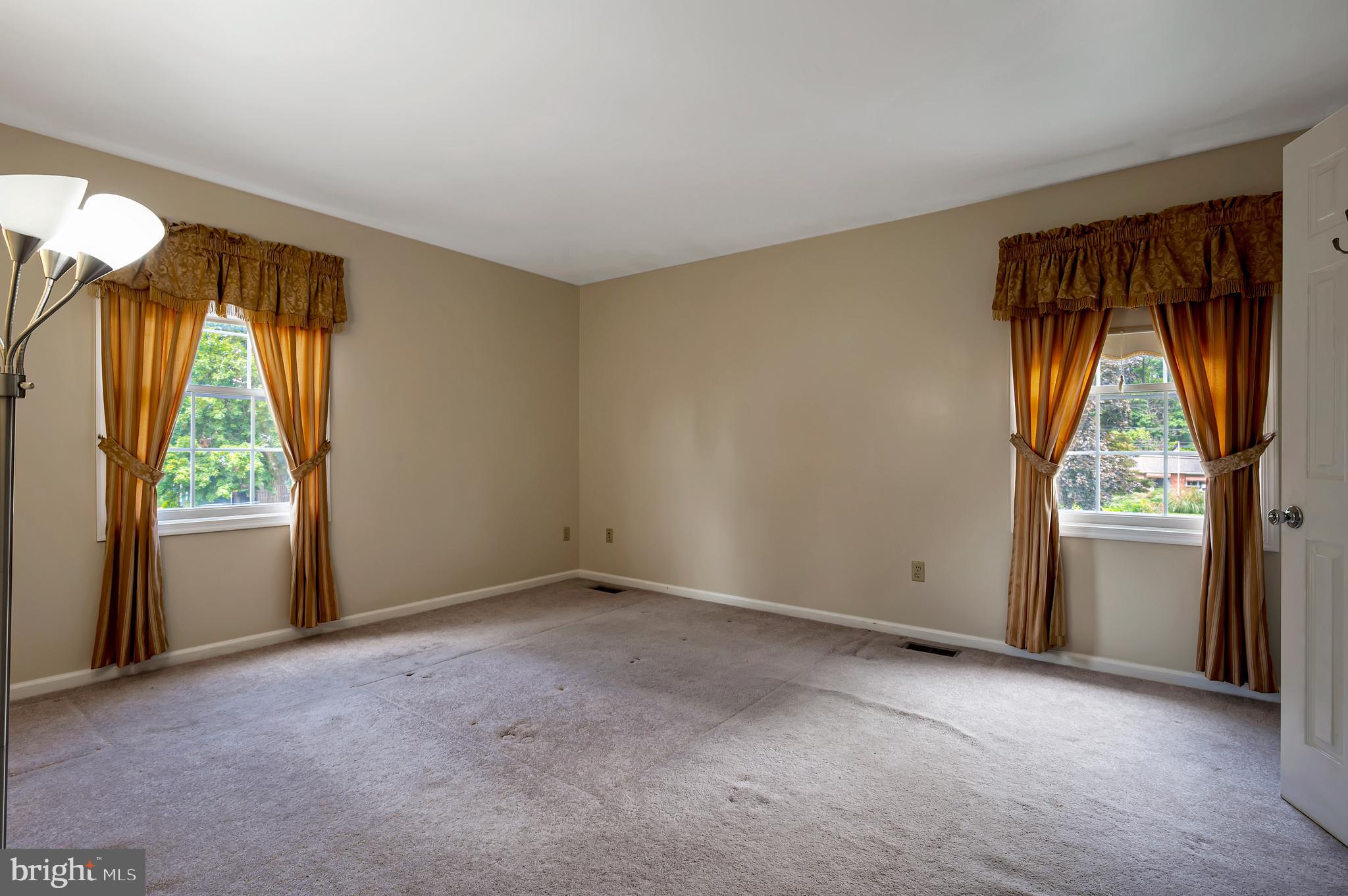 405 Aldon Road Claymont, DE 19703 - Photo 24 of 41 Master bedroom