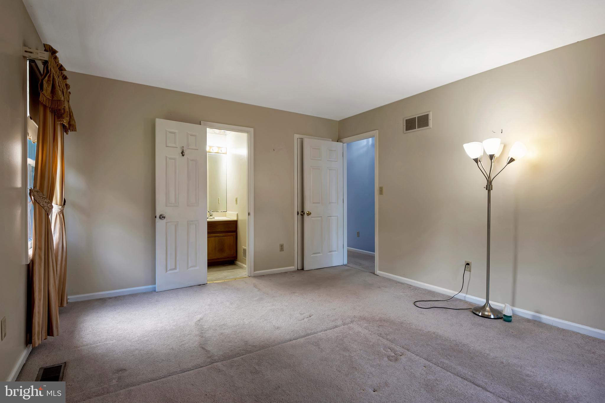 405 Aldon Road Claymont, DE 19703 - Photo 25 of 41 Master bedroom