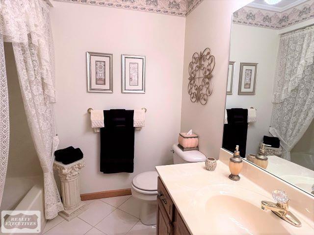 2846 Michigan Road Port Huron, MI 48060 - Photo 10 of 25 MAIN BATH