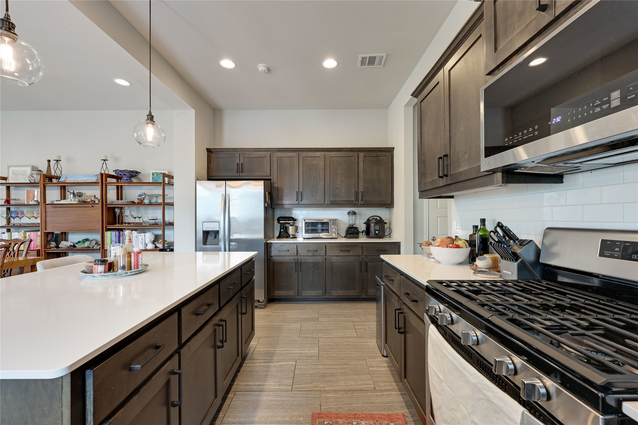 1615 Lawrence Street Austin, TX 78741 - Photo 11 of 38