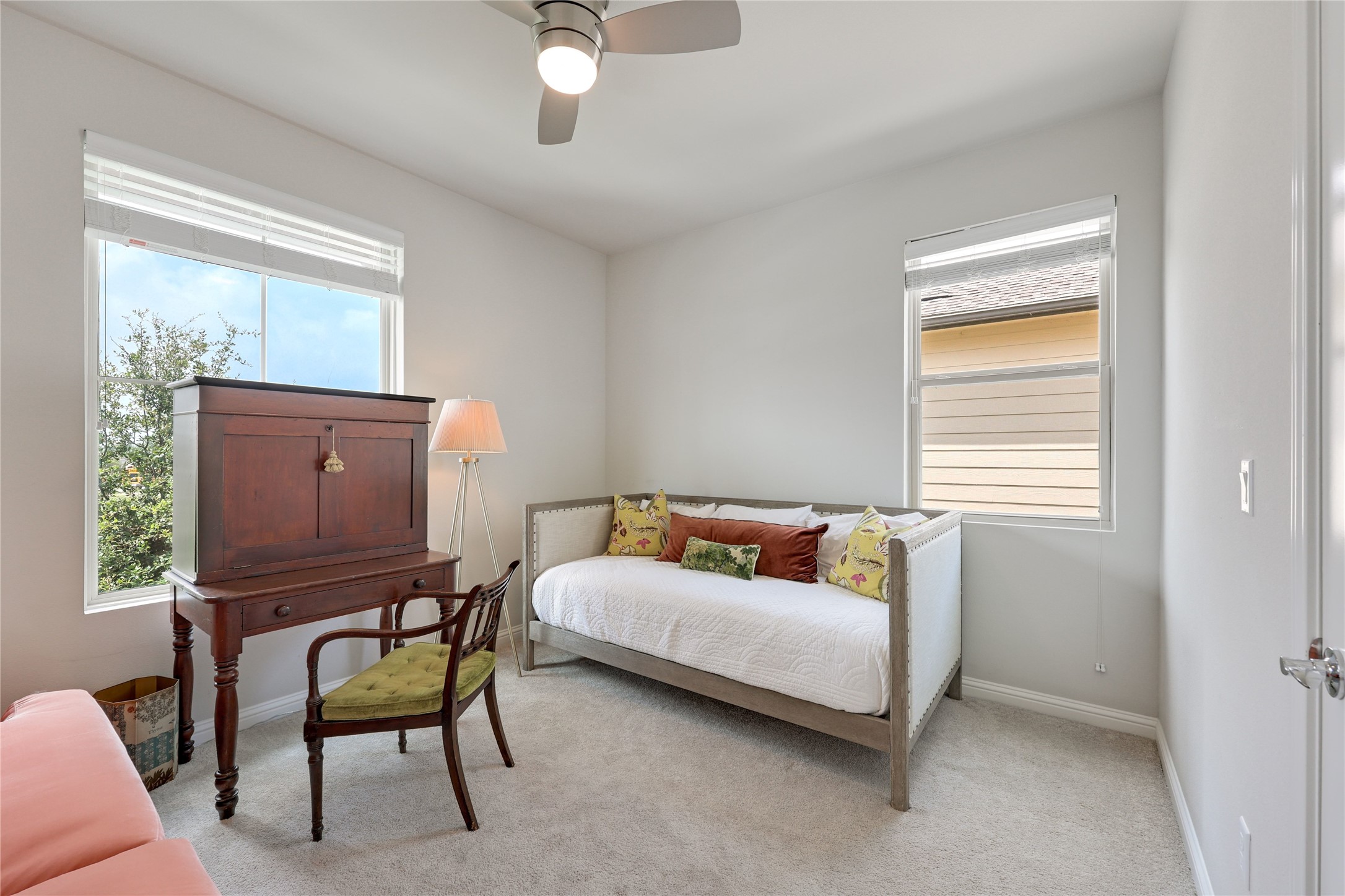 1615 Lawrence Street Austin, TX 78741 - Photo 19 of 38