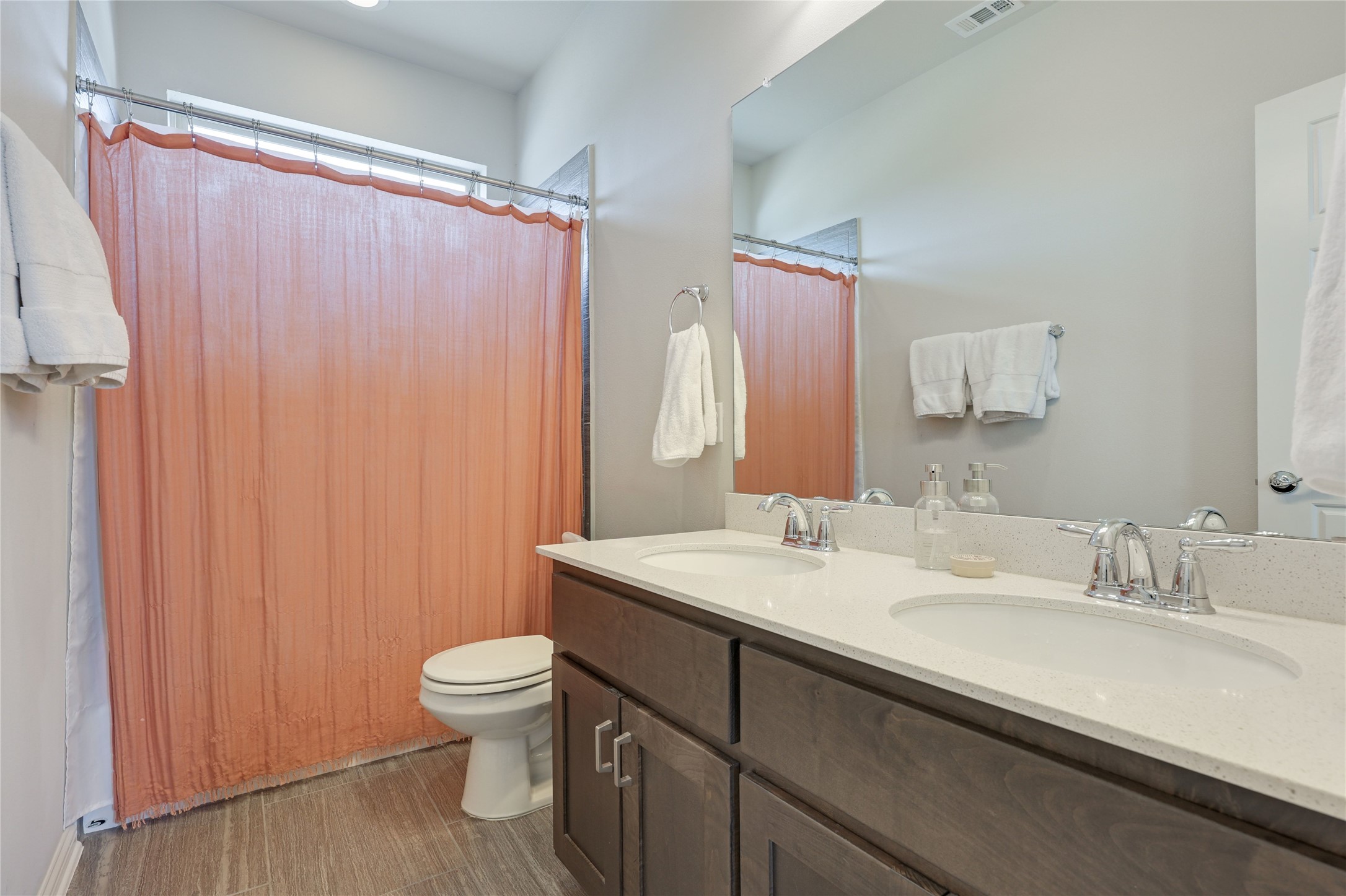 1615 Lawrence Street Austin, TX 78741 - Photo 33 of 38
