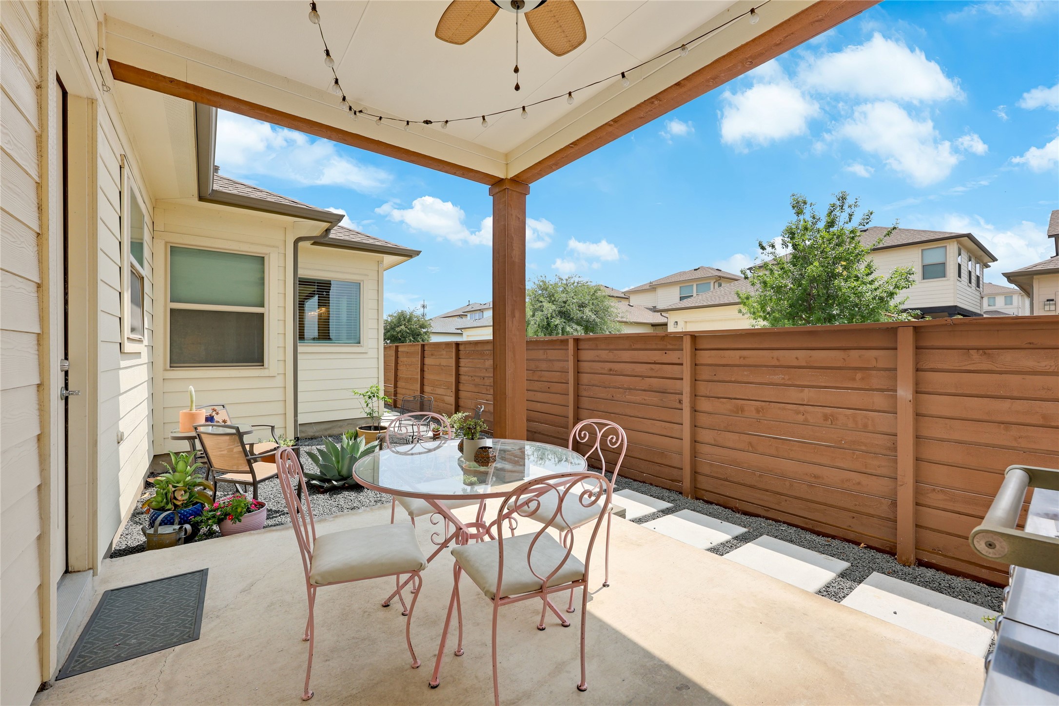 1615 Lawrence Street Austin, TX 78741 - Photo 35 of 38