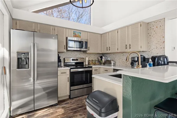 $405,000 | 288 Bent Shadow Lane, Osage Beach, MO 65065