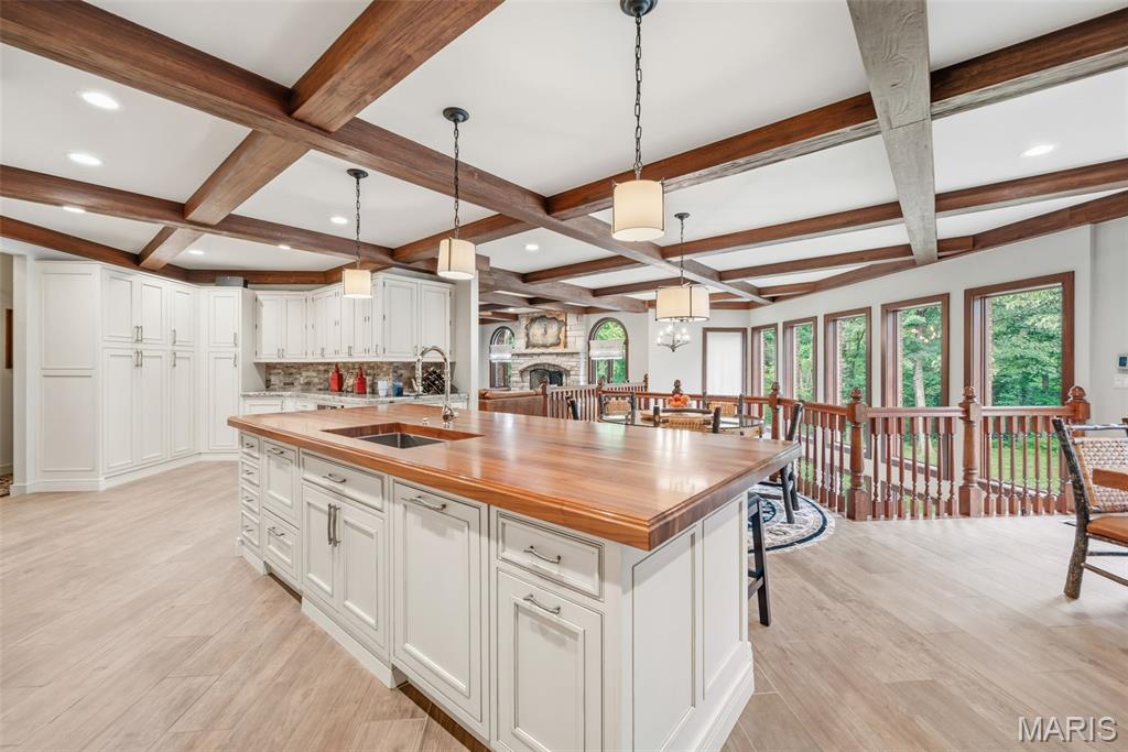 4325 Hueffmeier Road Defiance, MO 63341 - Photo 8 of 99