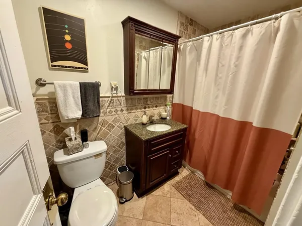 $4,200 | 18 Homer Street, Unit 2, Brookline, MA 02445