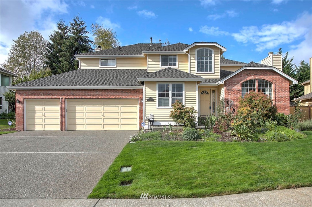 1803 Field Avenue Northeast Renton, WA 98059 - Photo 1 of 25 Gallery Image 1