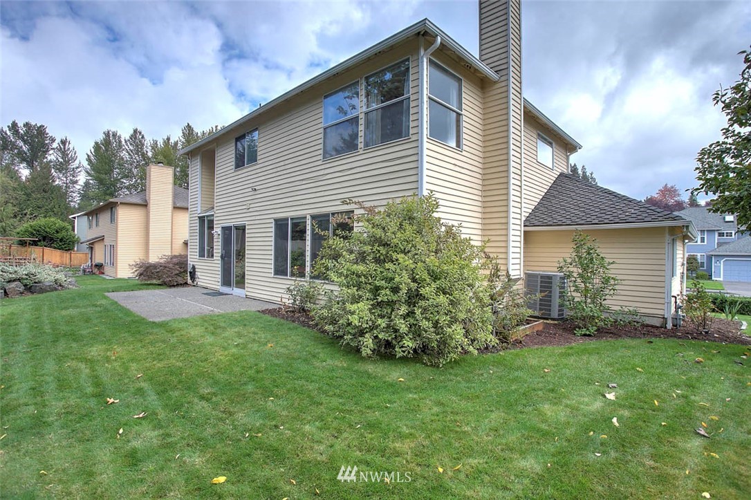 1803 Field Avenue Northeast Renton, WA 98059 - Photo 24 of 25 Gallery Image 24